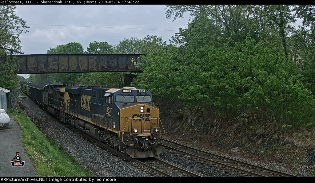 CSX 853
